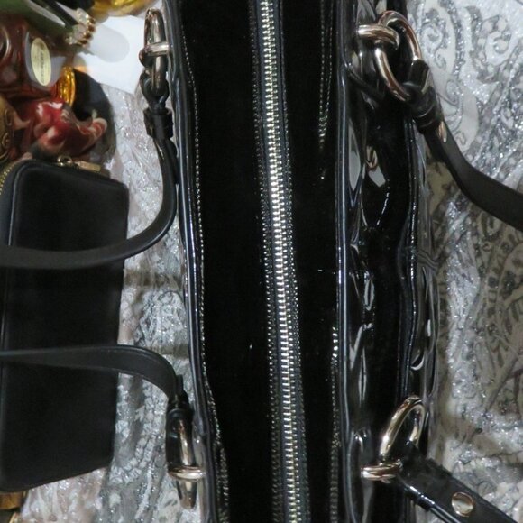 Coach Embossed C Patent Leather Black Tote Bag Handbag Shoulder bag - Picture 12 of 16